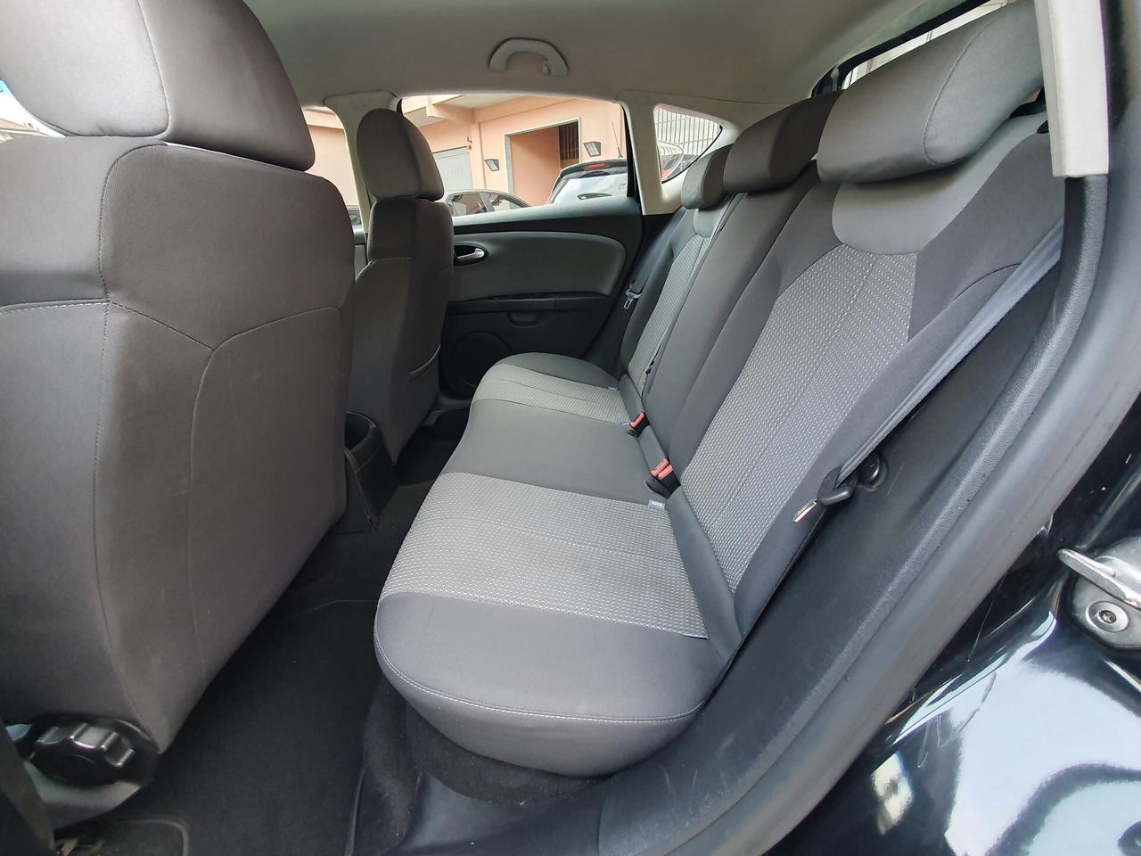 Seat Leon 1.6 TDI 90CV *NeoPatentati*