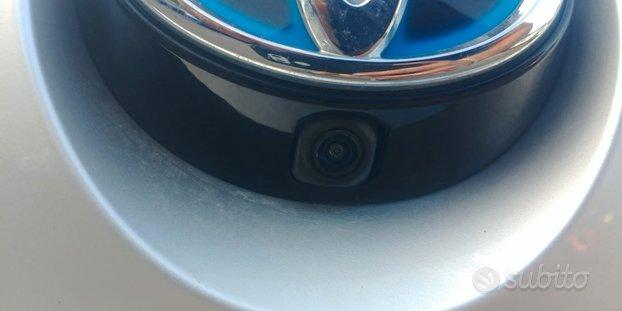 TOYOTA COROLLA HBRID 98cv NEO PATENTATI APPLE CAR PLAY BLUETOOTH CRUISE CERCHI MULTIFUNZIONE