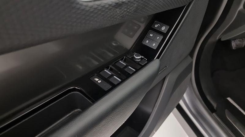 Land Rover Range Rover Velar 2.0 D I4 240 S 4WD Auto