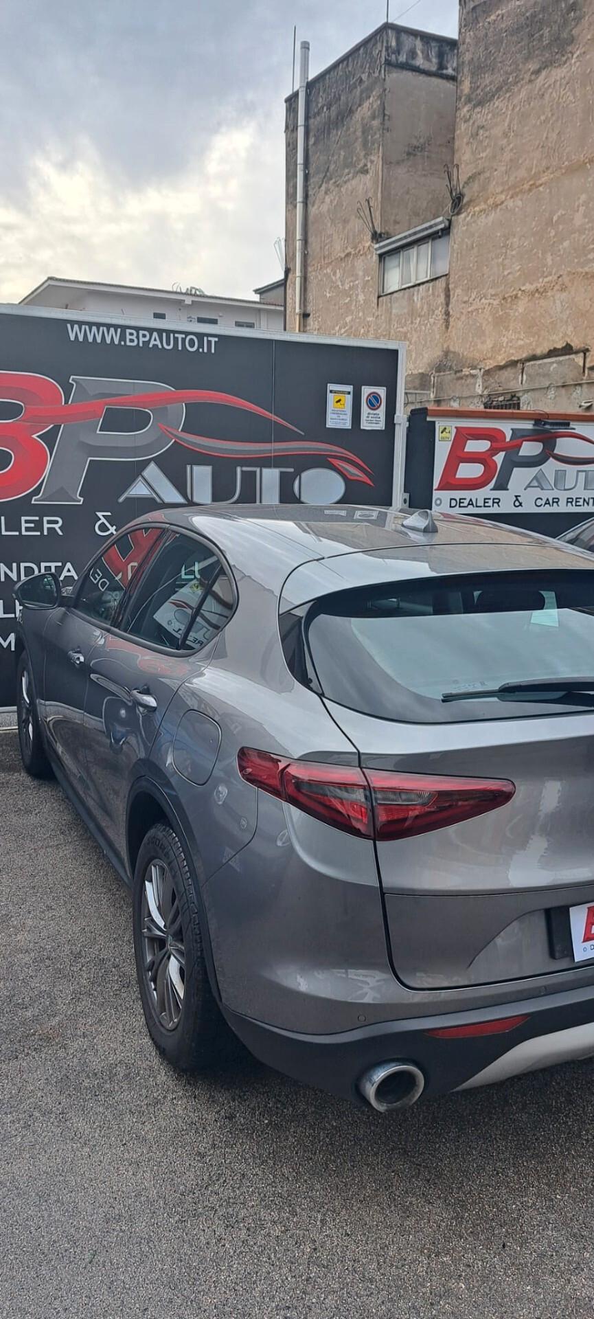 Alfa Romeo Stelvio 2.2 Turbodiesel 160 CV AT8 RWD Business