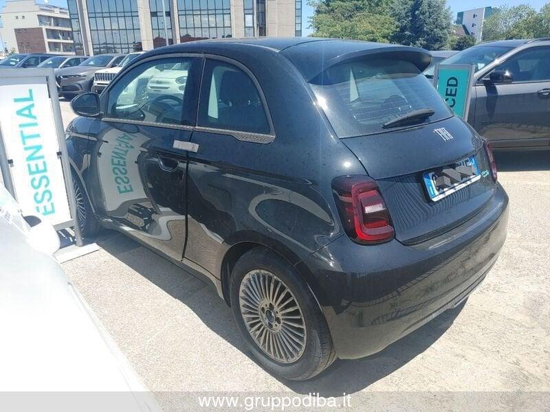 FIAT 500e 500 BEV HATCHBACK M Nuova 500 Hatchback My23 La Nuova 500 - 320 Berlin