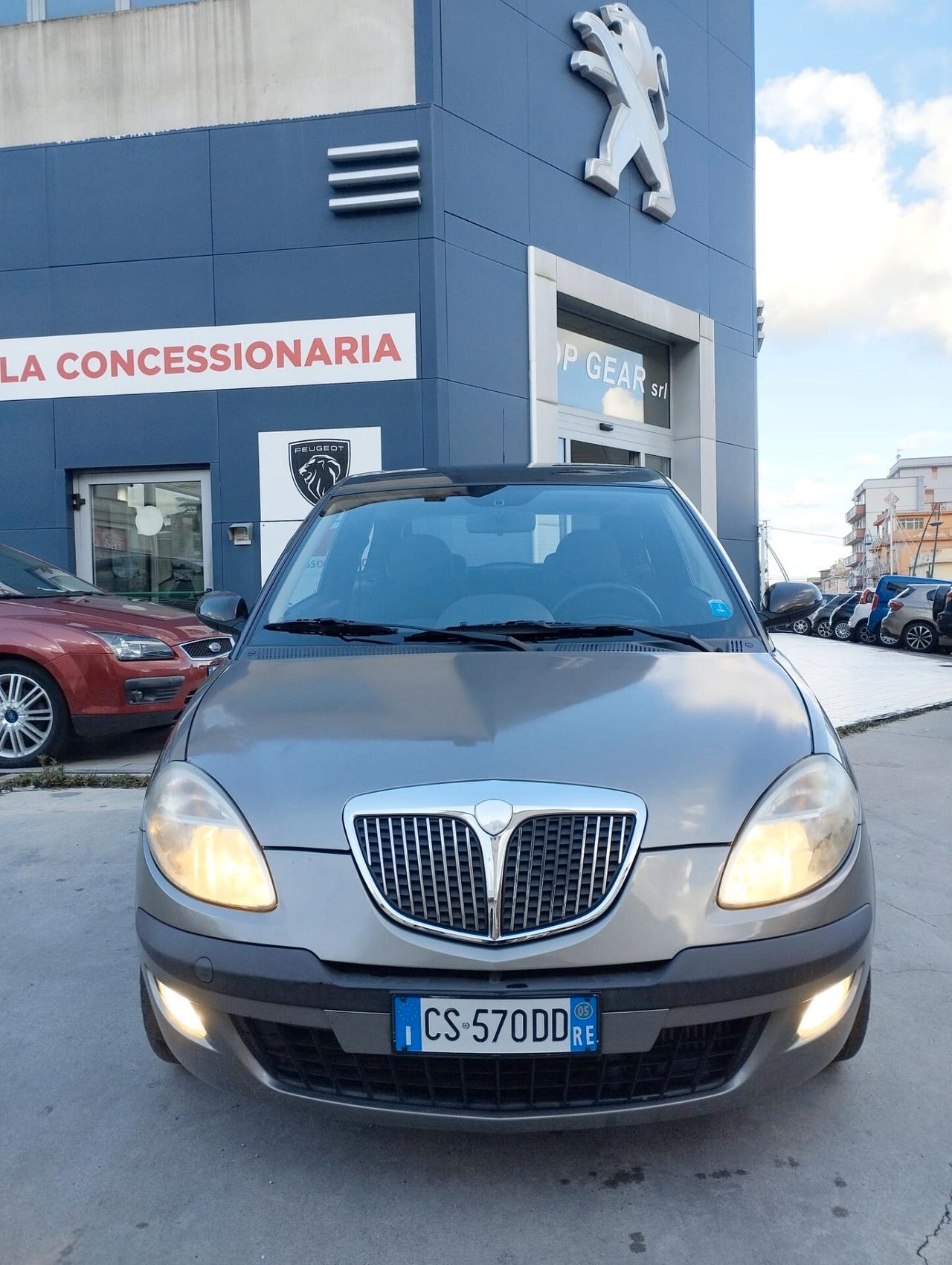 Lancia Ypsilon 1.3 Multijet 16V Argento