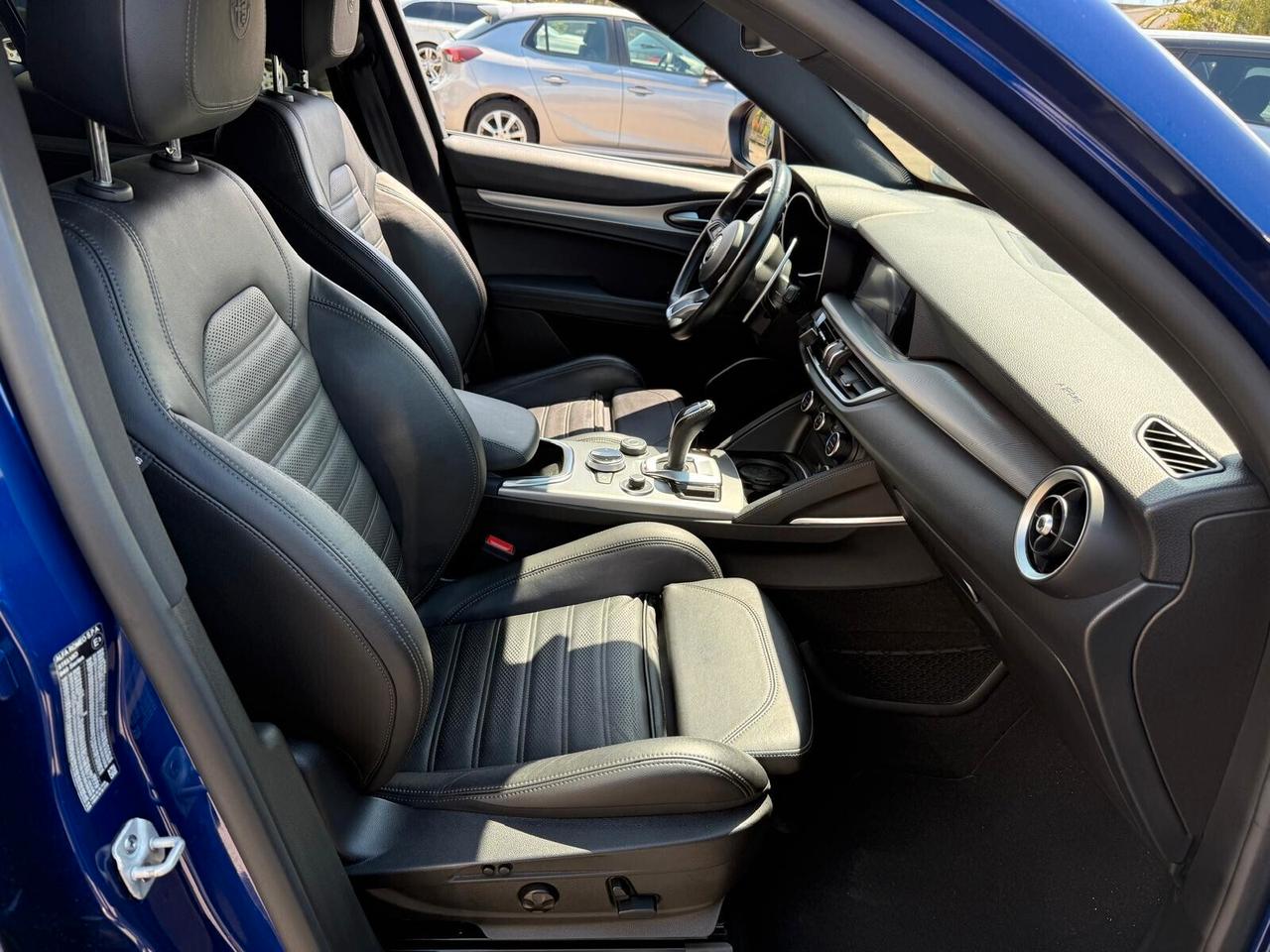 Alfa Romeo Stelvio 210 VELOCE FULL IMPECCABILE