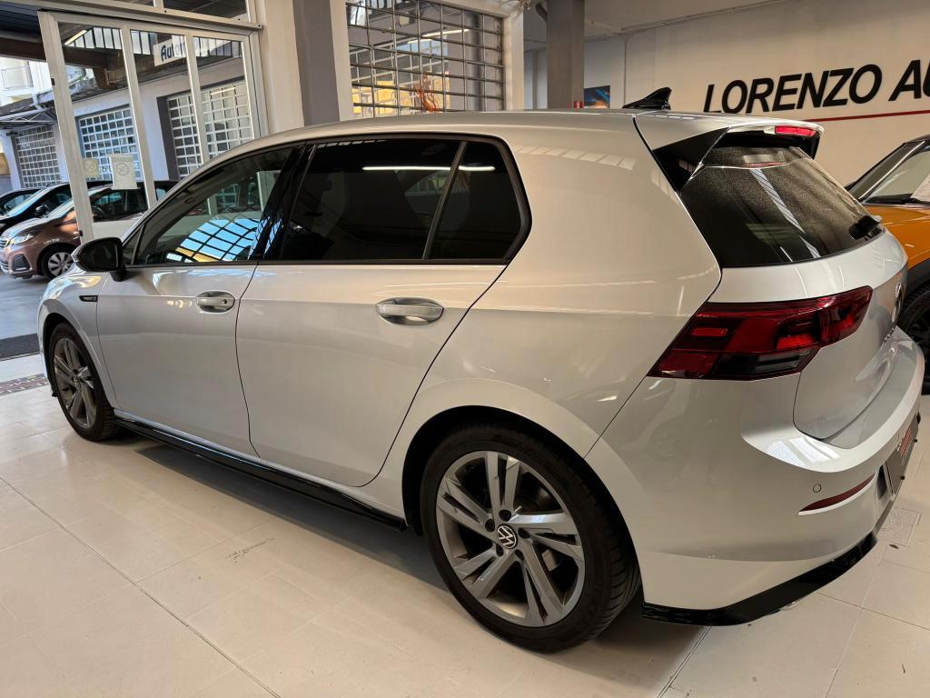 Volkswagen Golf 2.0 tdi R-LINE 150cv dsg