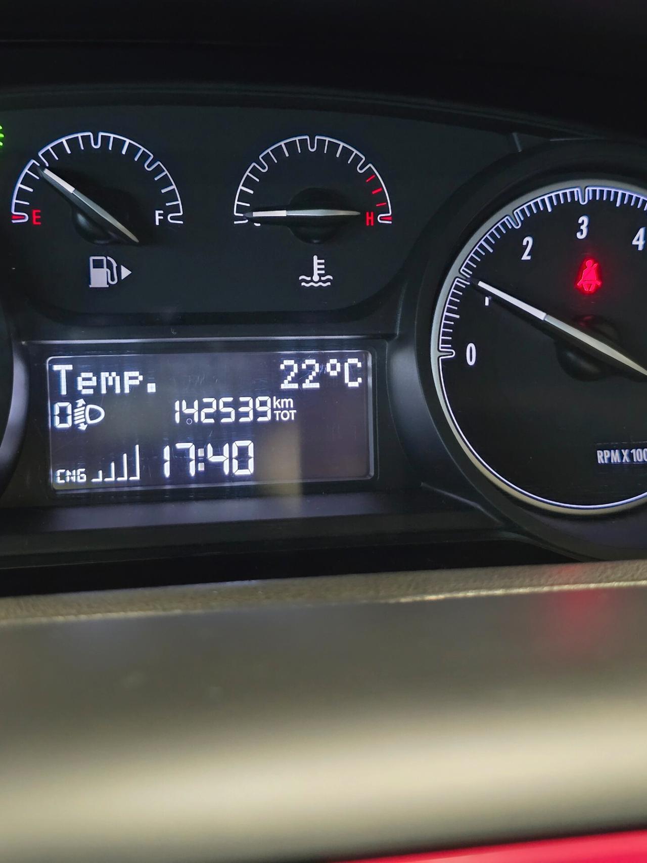 Lancia Ypsilon 0.9 TwinAir 85 CV 5 porte Metano Ecochic Gold