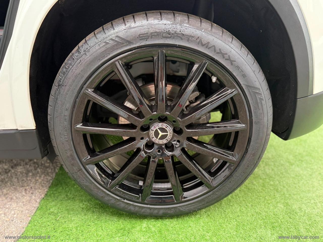 MERCEDES-BENZ GLA 200 d Automatic Premium NIGHT PACK