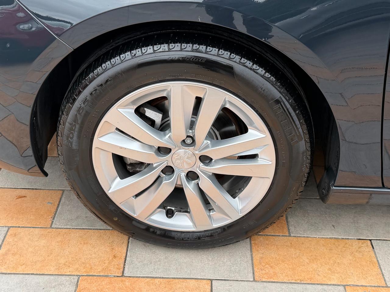 Peugeot 308 1.5 BLUEHDI 130 cv. 5 porte ACTIVE