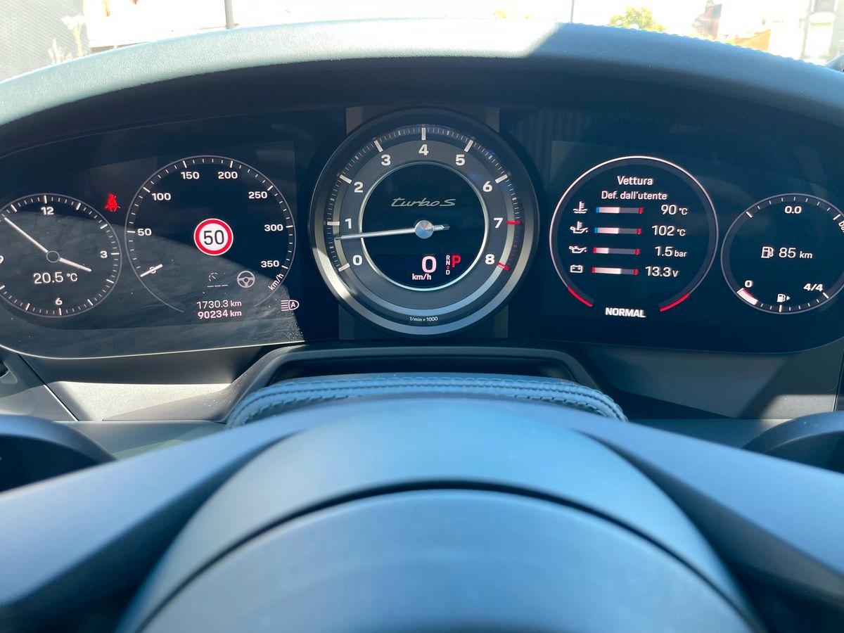 PORSCHE 911 Coupe 3.7 Turbo S auto