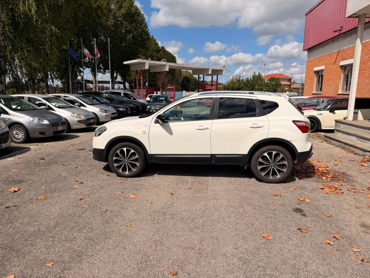 Nissan Qashqai 2.0 dCi DPF Tekna