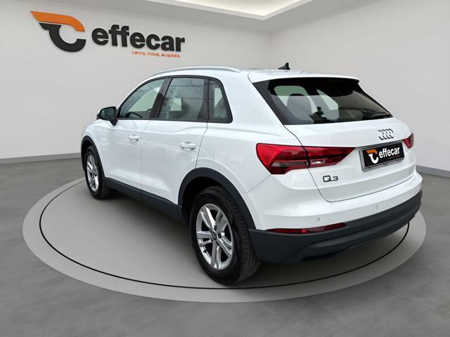 AUDI Q3 35 TDI S tronic Business