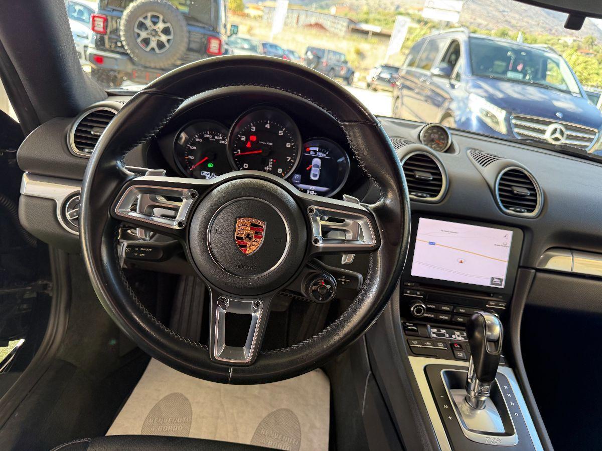 PORSCHE - 718 cayman -