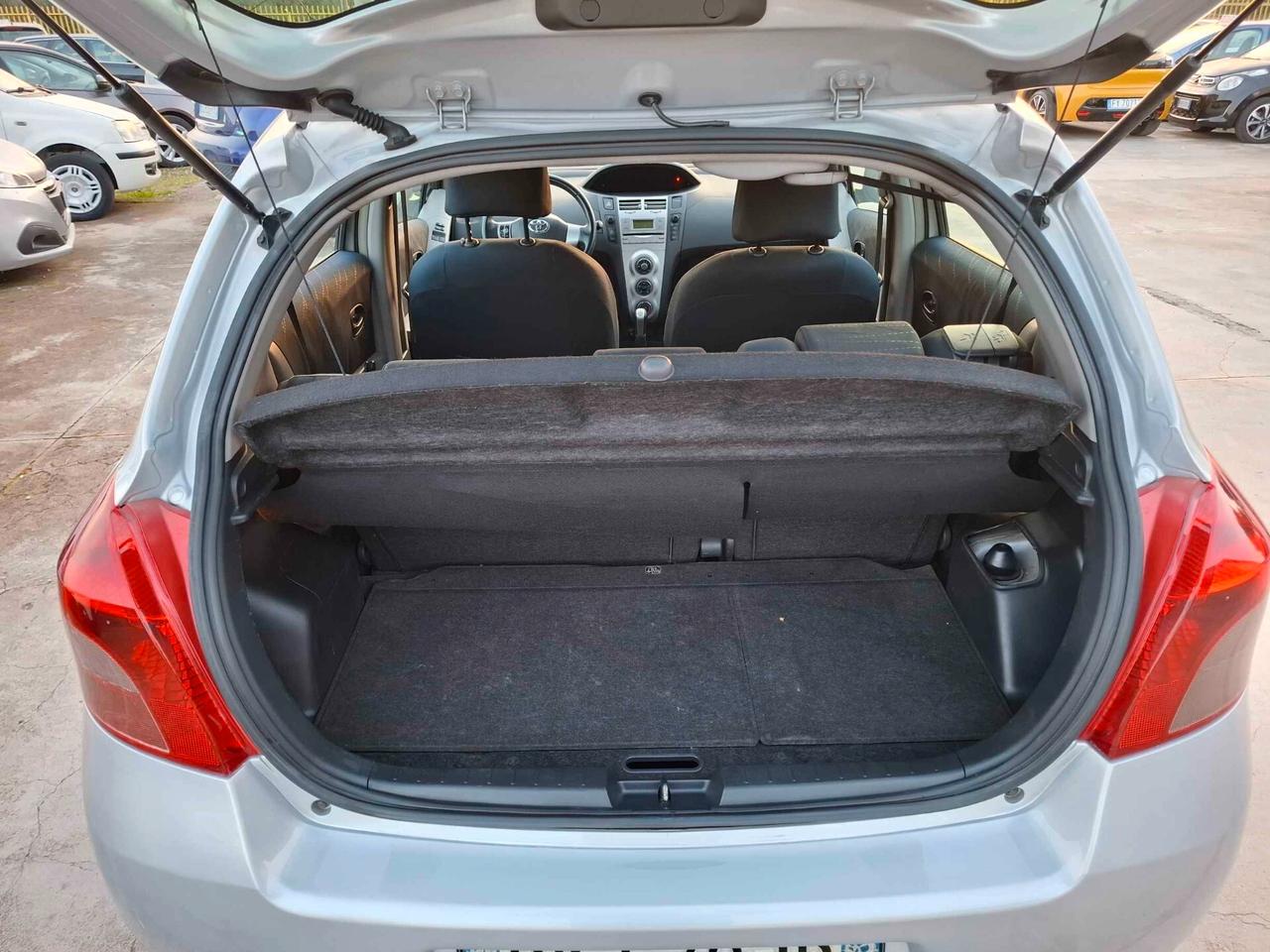 TOYOTA YARIS 1.0 BENZINA 5 PORTE - 2007