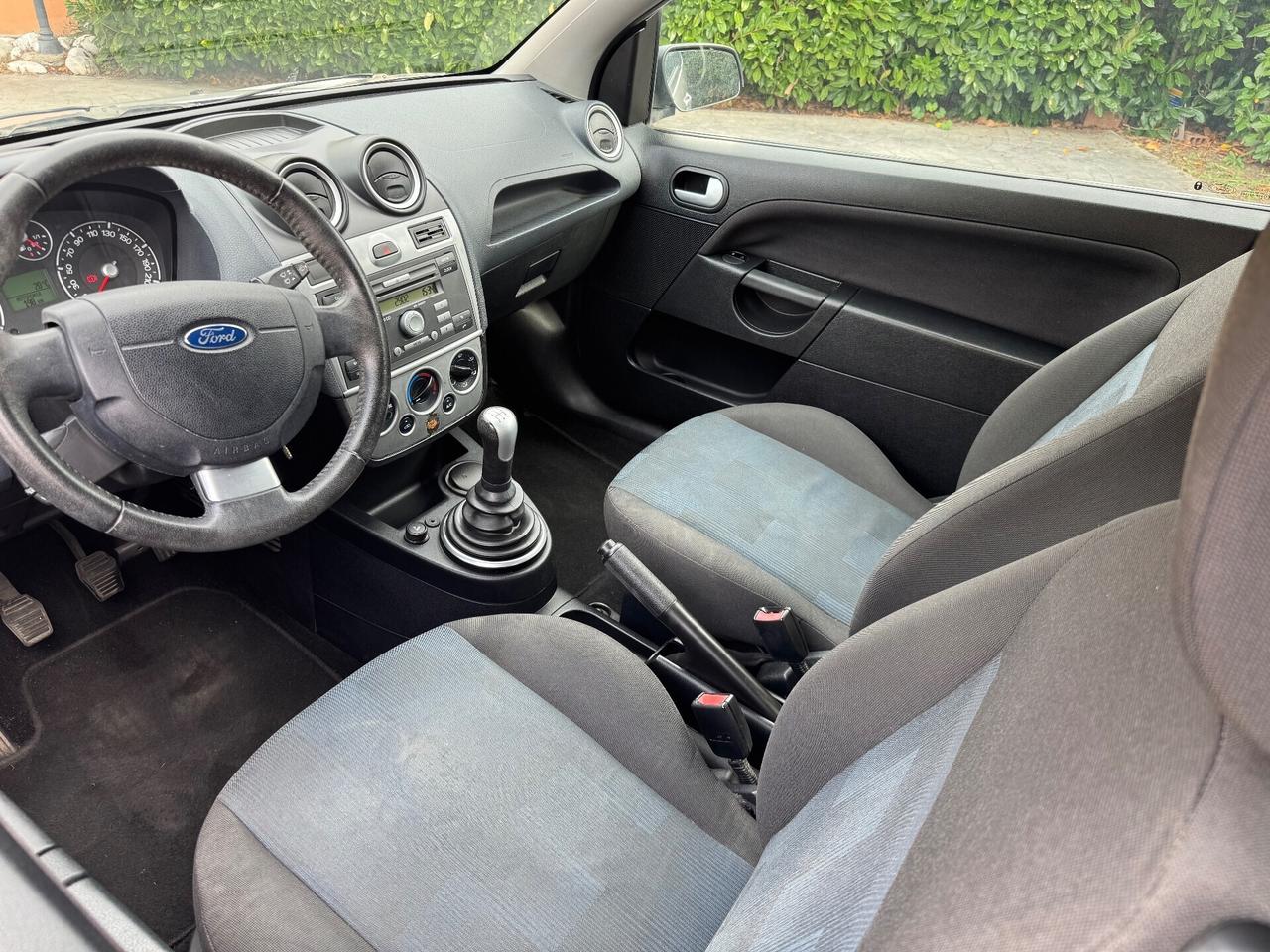 FORD FIESTA 1.2 benzina - POCHI KM - 2008