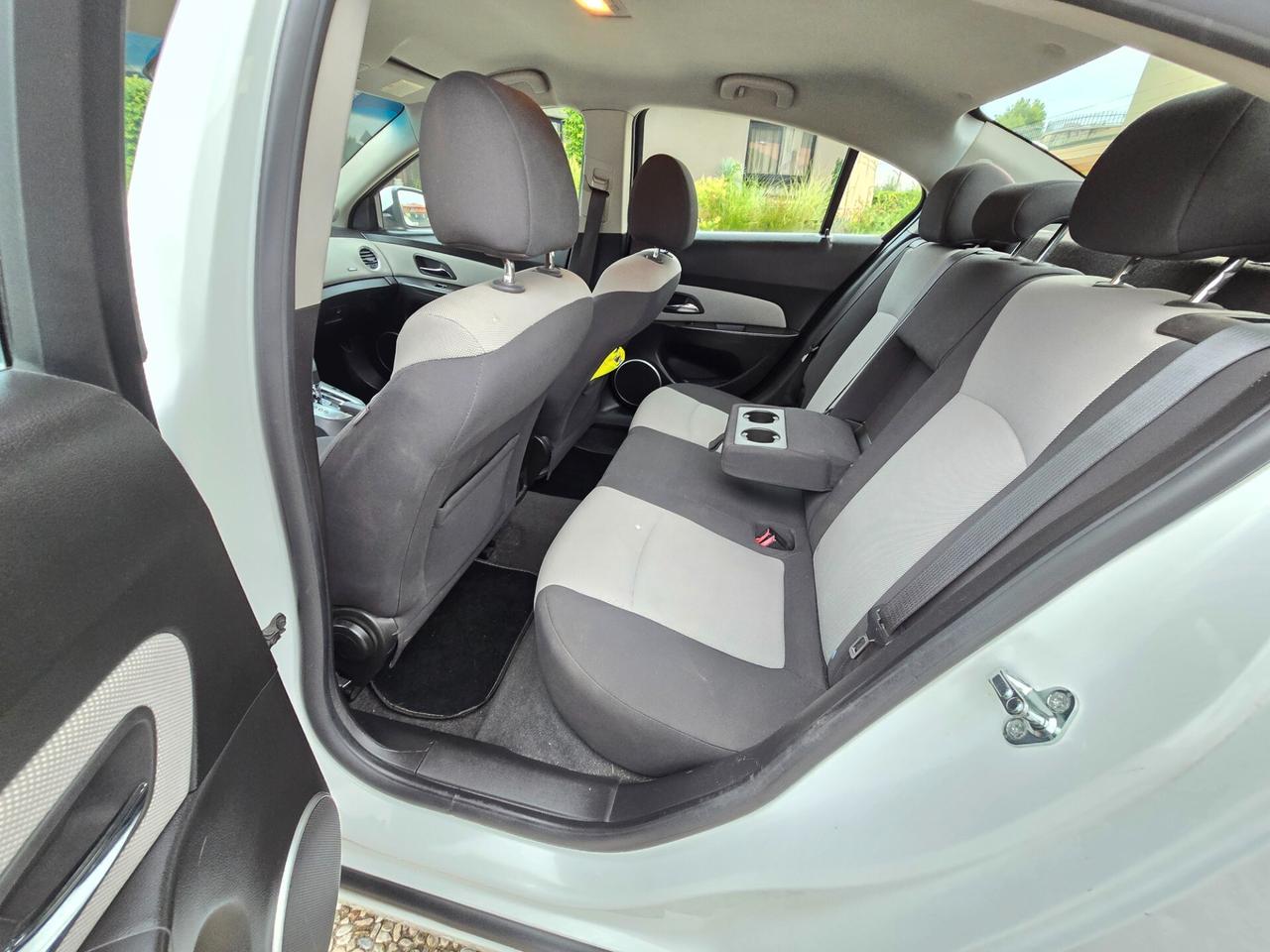 Chevrolet Cruze 2.0 D 163CV Gancio Traino estraibile