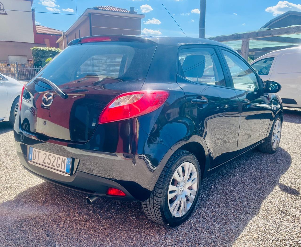 Mazda2 1.3 16V 75CV