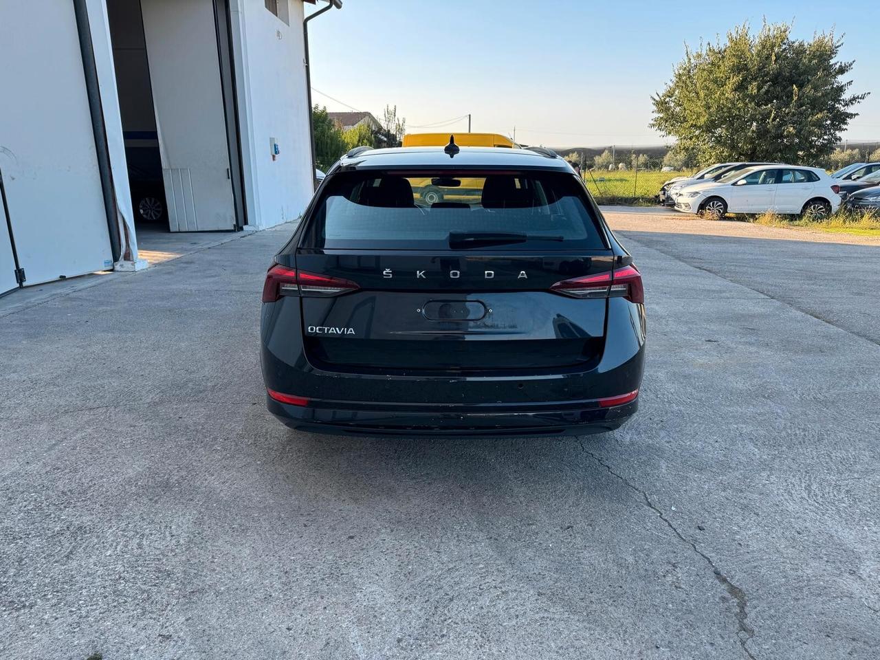 Skoda Octavia Wagon 2.0 tdi Style 150cv dsg START INCIDENTATA