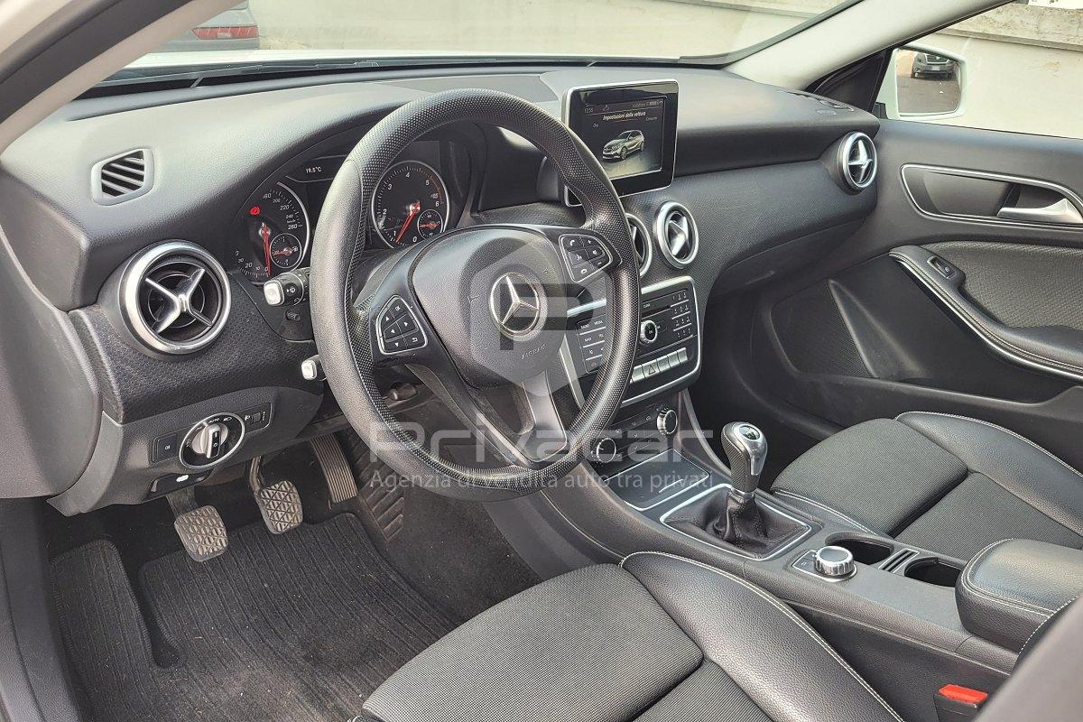 MERCEDES A 160 d Business