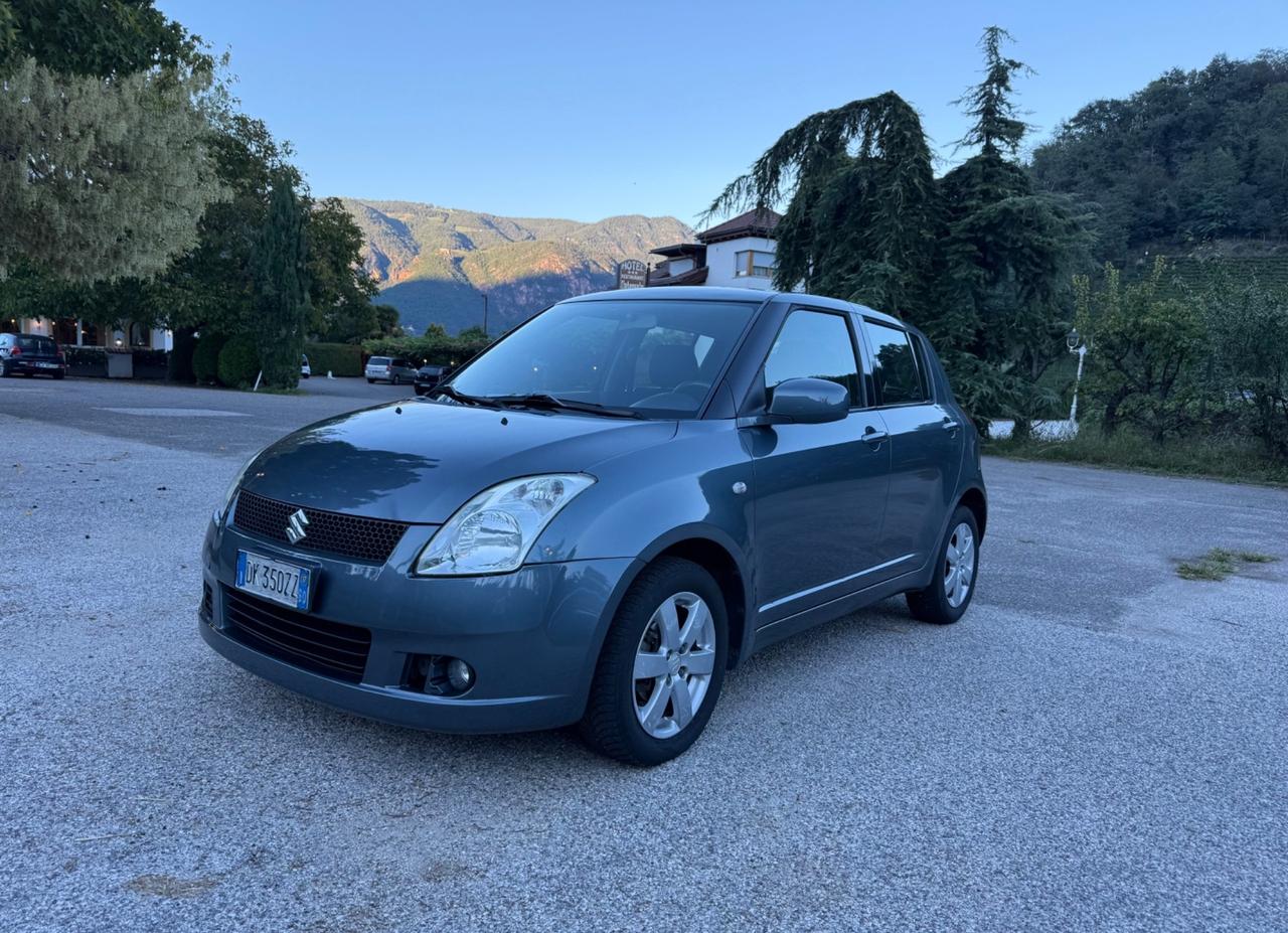 Suzuki Swift 1.3 4x4 5p. GL