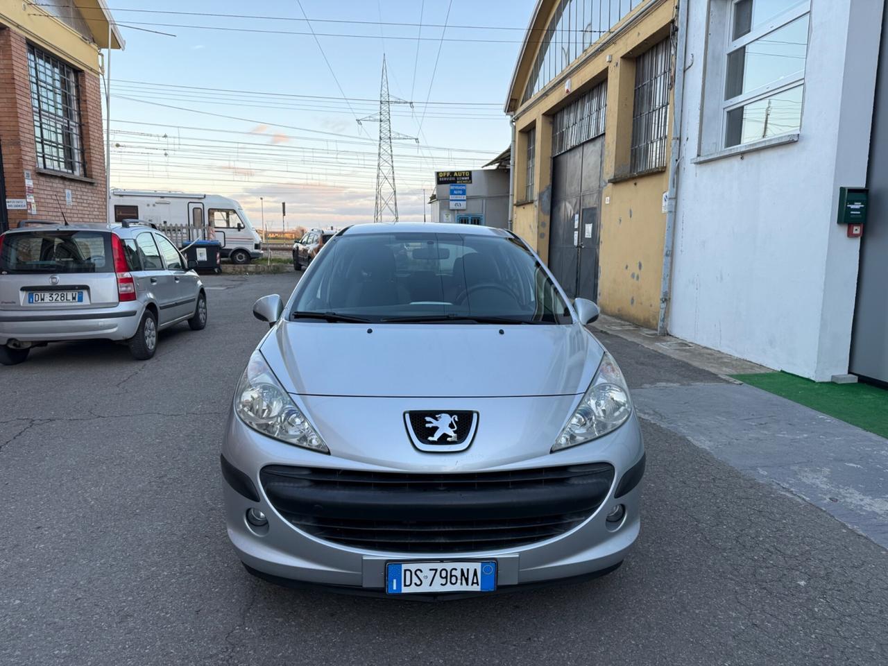 Peugeot 207 1.4 HDi 50kw(68cv) 5p. XS