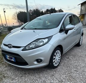 Ford Fiesta 1.4 16V 5p. Bz.- GPL Titanium Bs.