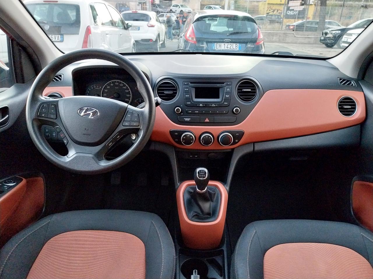 HYUNDAI I10 1.0 BENZINA 52.000 KM 2015