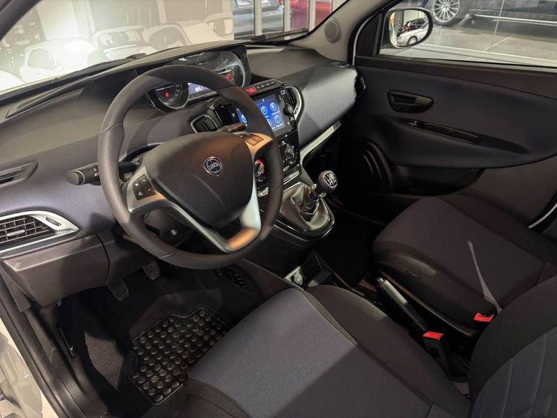 Lancia Ypsilon 3ª serie 1.0 FireFly 5 porte S&S Hybrid Platino