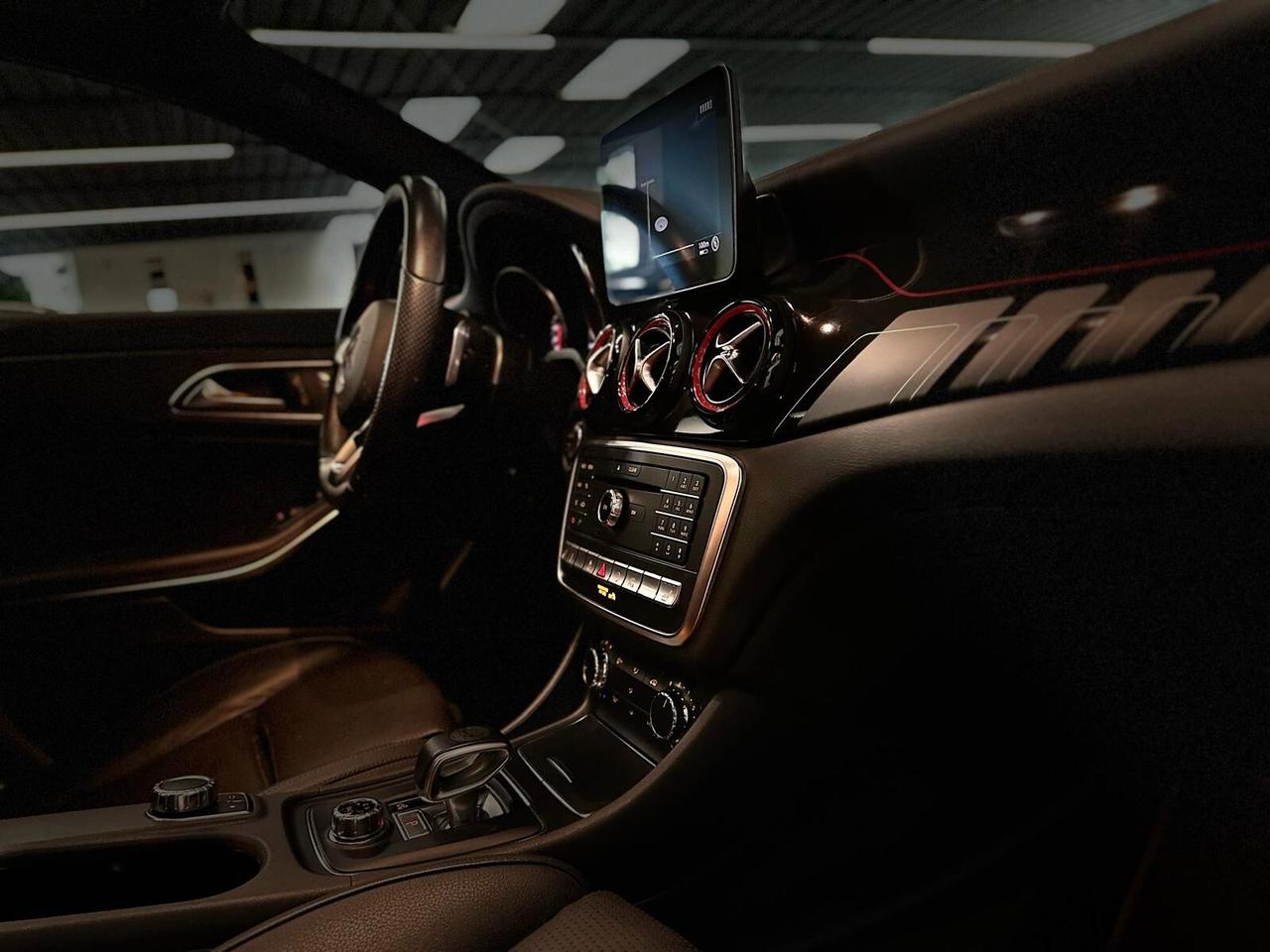 MERCEDES-BENZ CLA 45 AMG SHOOTING BRAKE 4MATIC 381CV FULL PACCHETTO NIGHT AMG