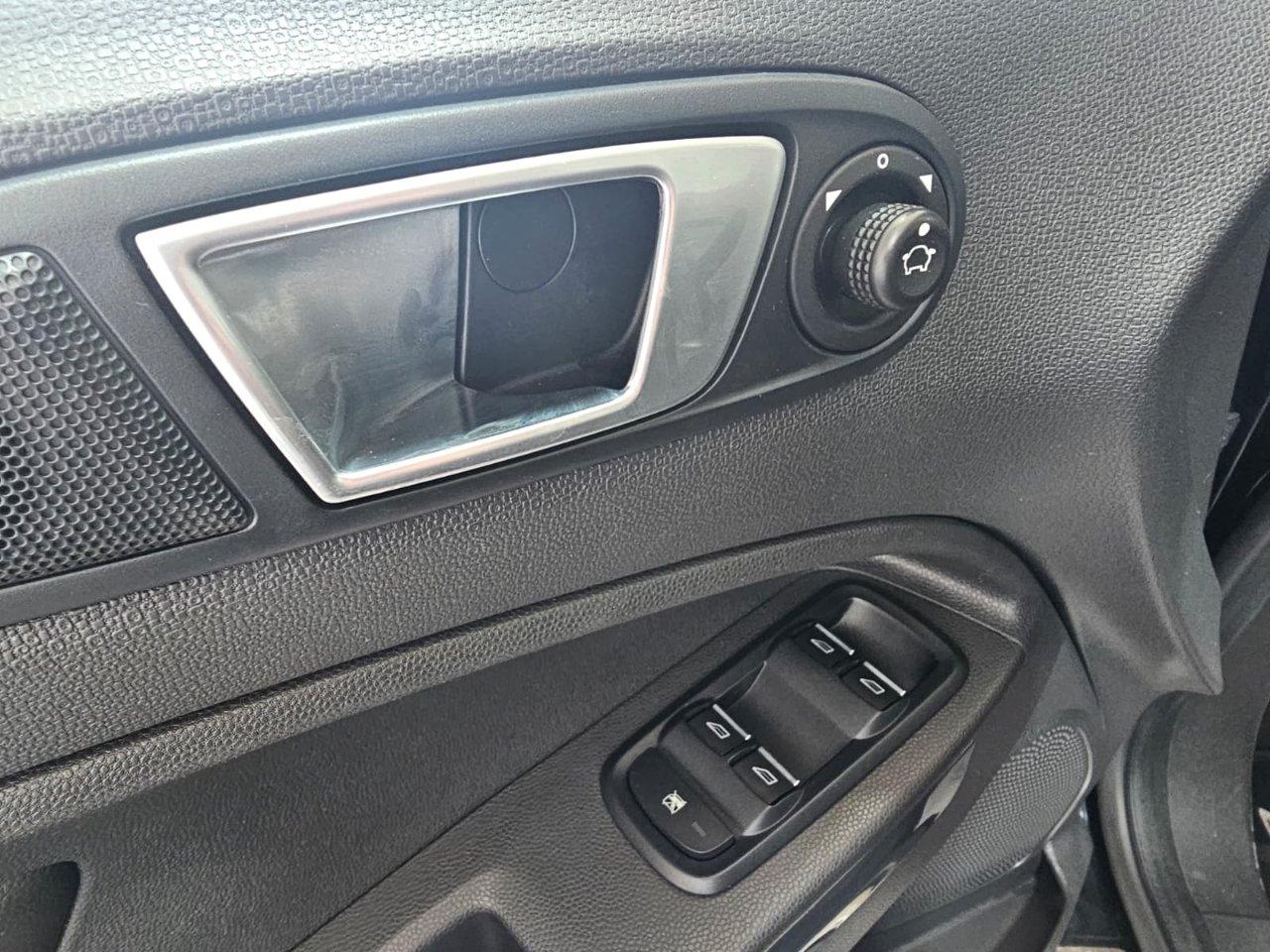 Ford EcoSport 1.5 tdci Titanium 95cv E6