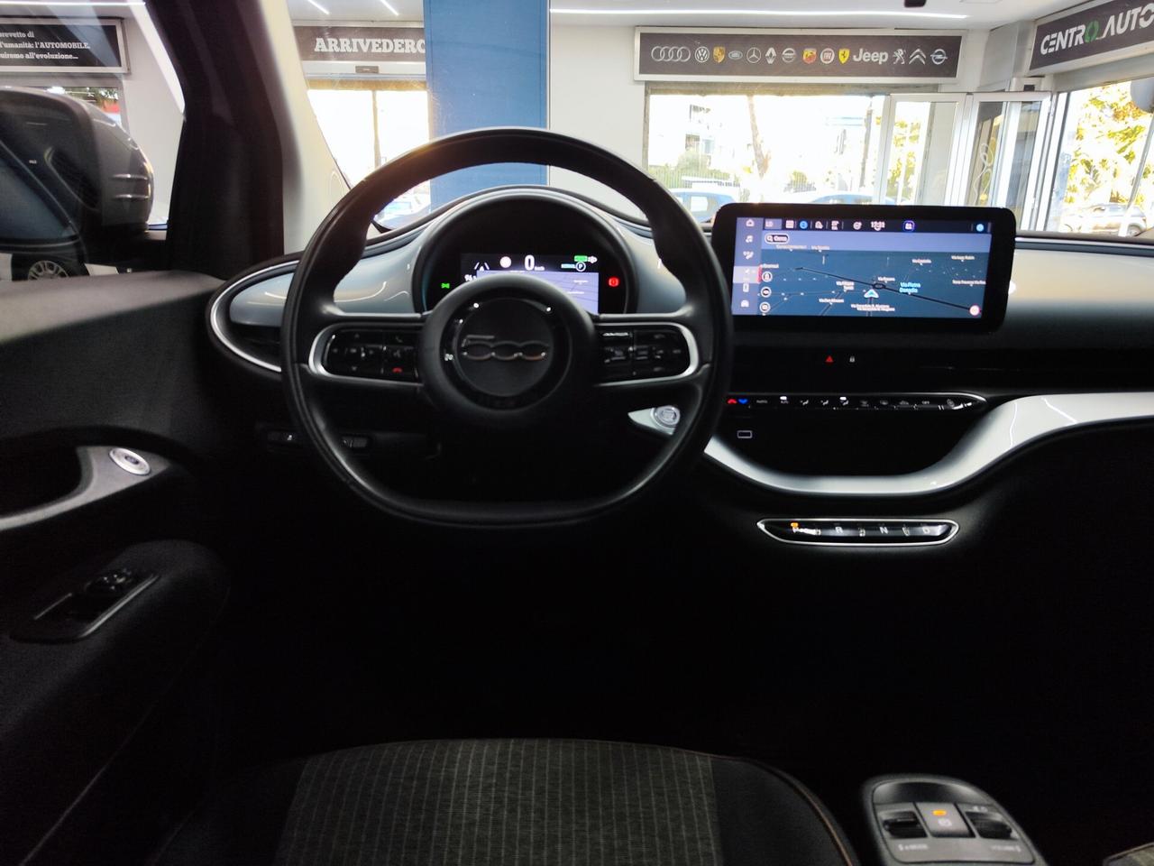 Fiat 500e Berlina 42 kWh Passion