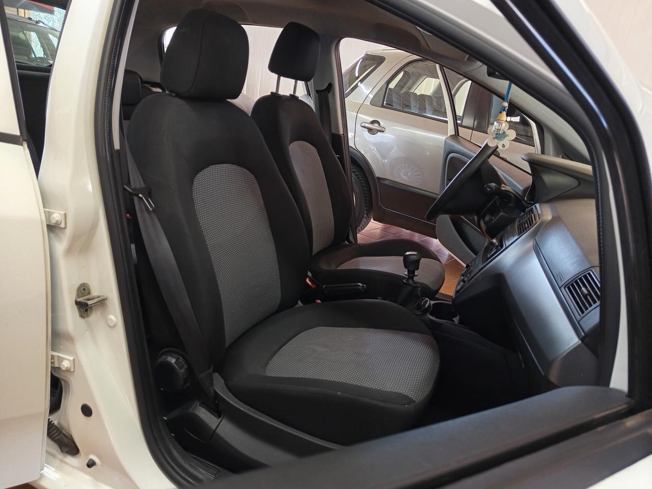 Fiat Grande Punto 1.2 benzina ok neopatentati