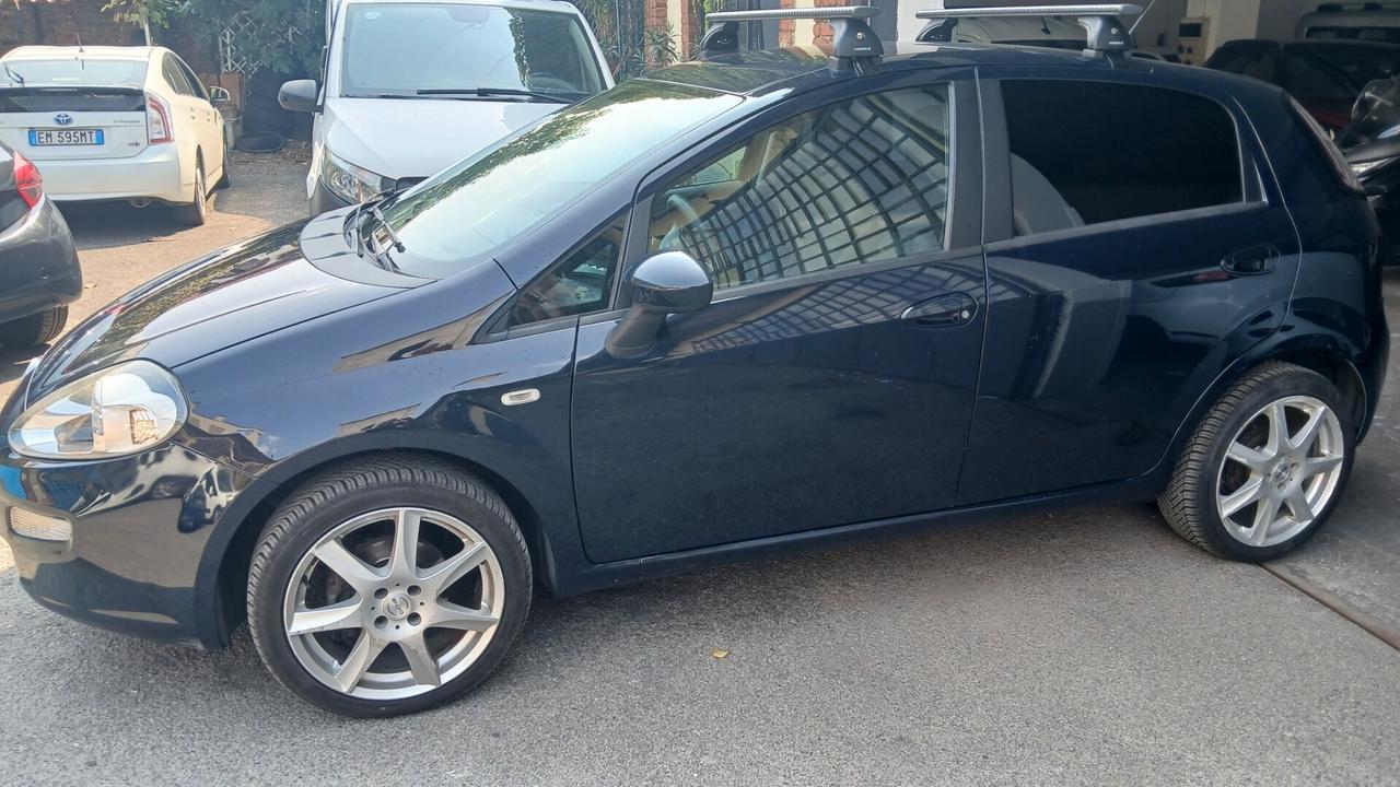 Fiat Grande Punto 1.4 5 porte AUTOMATICA
