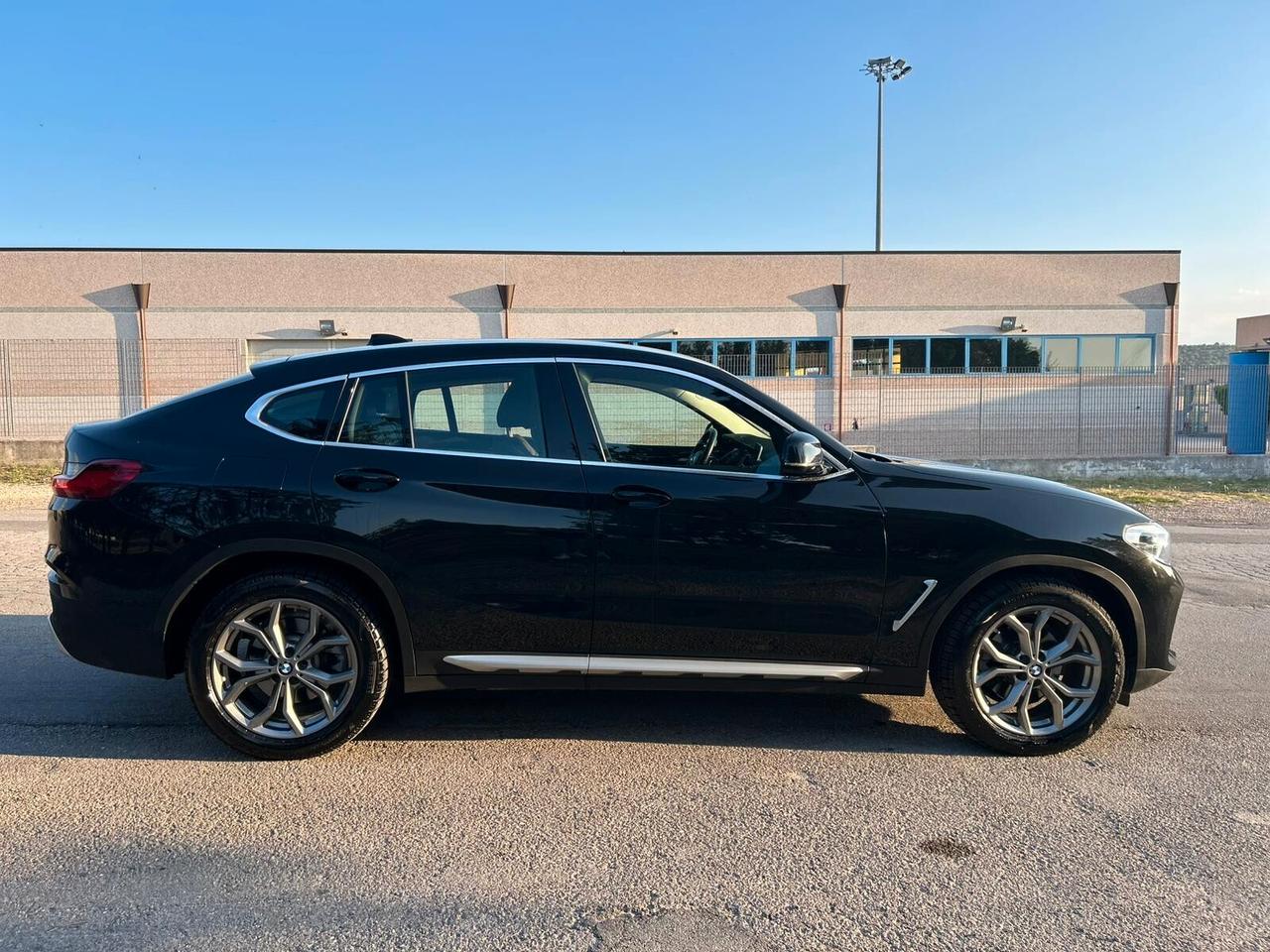 Bmw X4 xDrive20d 48V xLine PARI AL NUOVO CERTIFICATA
