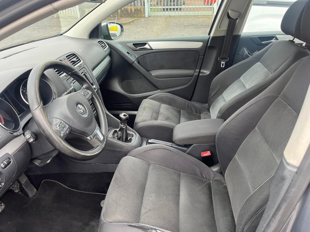 Volkswagen Golf 1.6 TDI DPF 5p. **NEOPATENTATI**