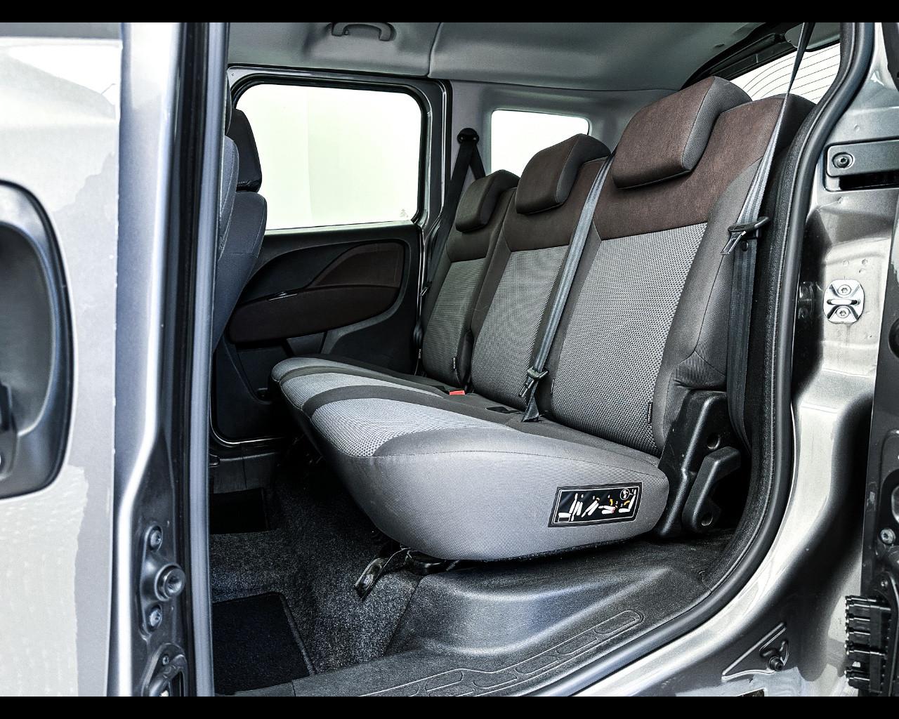 FIAT Doblò 3ª serie - Doblò 1.6 MJT 16V 120CV Trekking