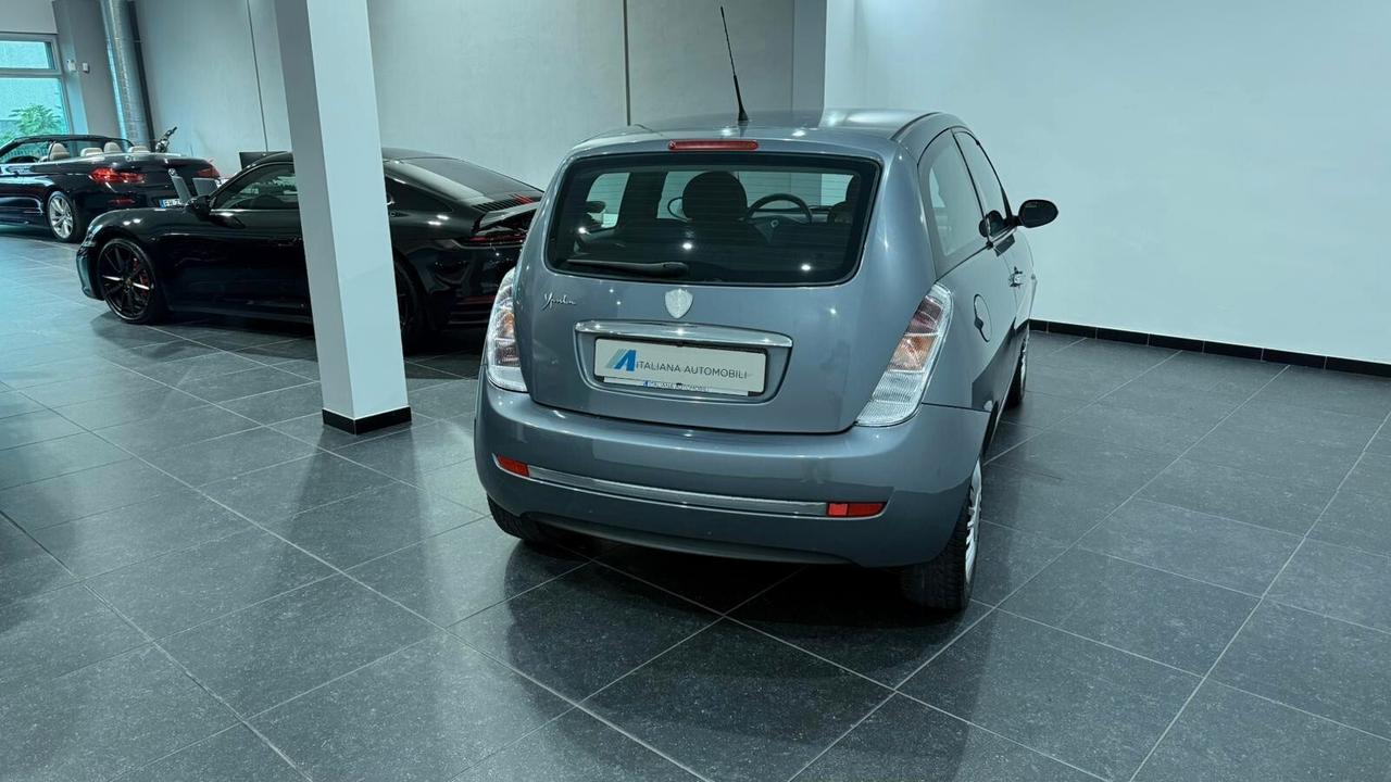 Lancia Ypsilon 1.2 Argento