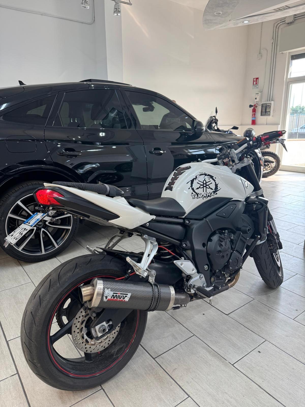Yamaha FZ1