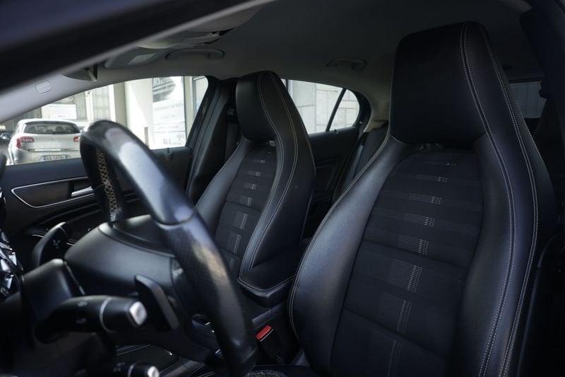 Mercedes-Benz GLA GLA 200 d Sport auto Unicoproprietario