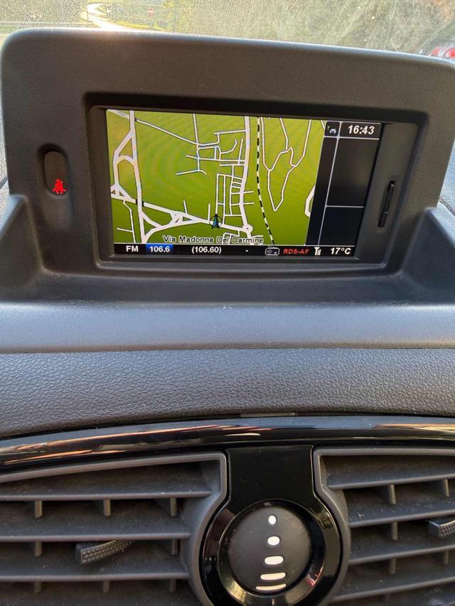 RENAULT Clio 1.2 16V 5 porte Dynamique