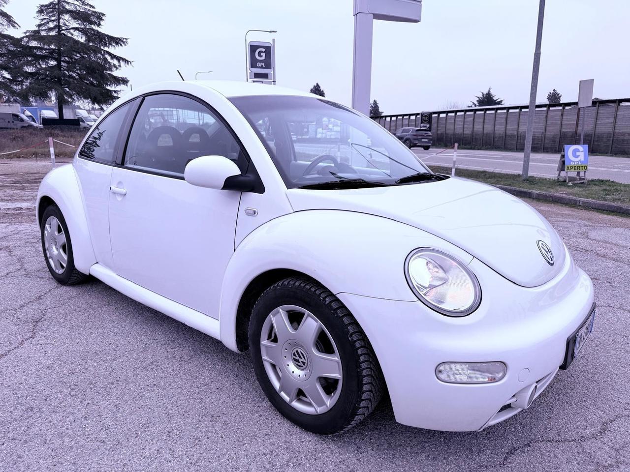 Volkswagen New Beetle 1.9 TDI Ok neopatentati