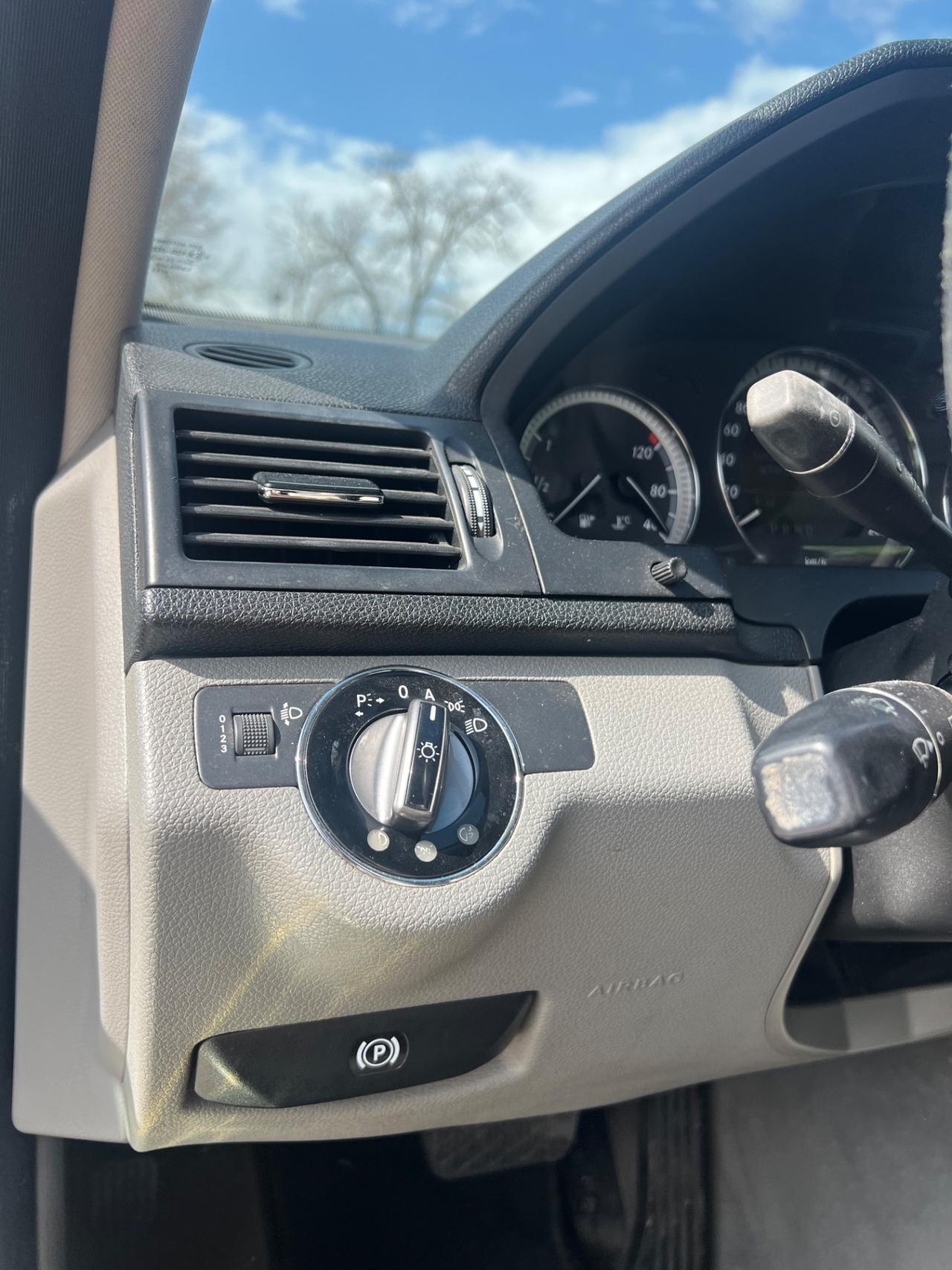 Mercedes-benz C 220 Elegance