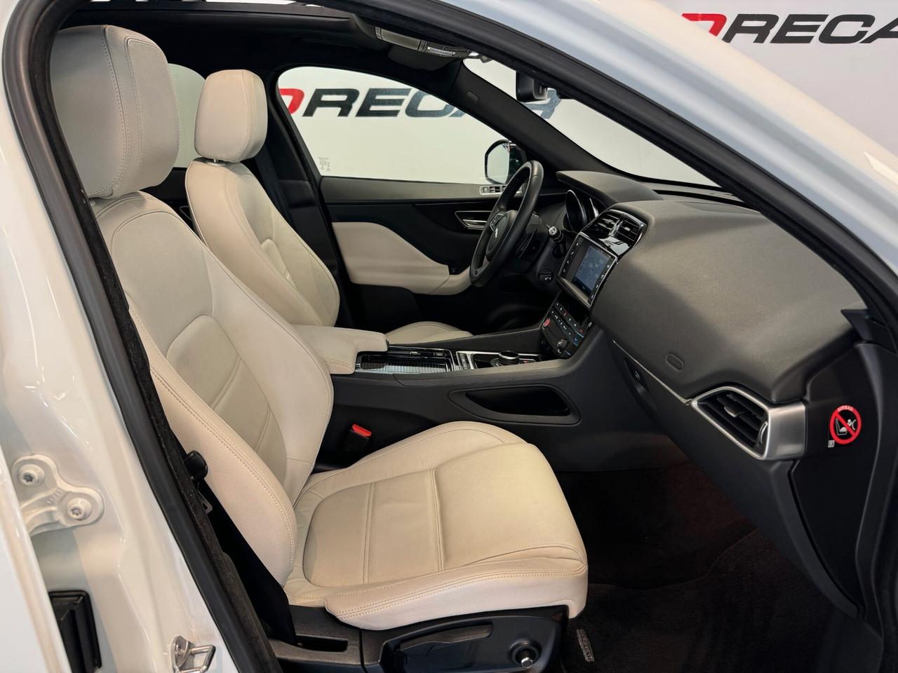 Jaguar F-Pace 2.0 D 180 CV AWD aut. R-Sport TETTO UNIPROP. PARI NUOVO