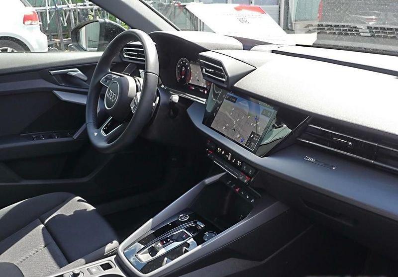 Audi A3 SPB 35 TFSI S tronic S line Camera 17" Cockpit