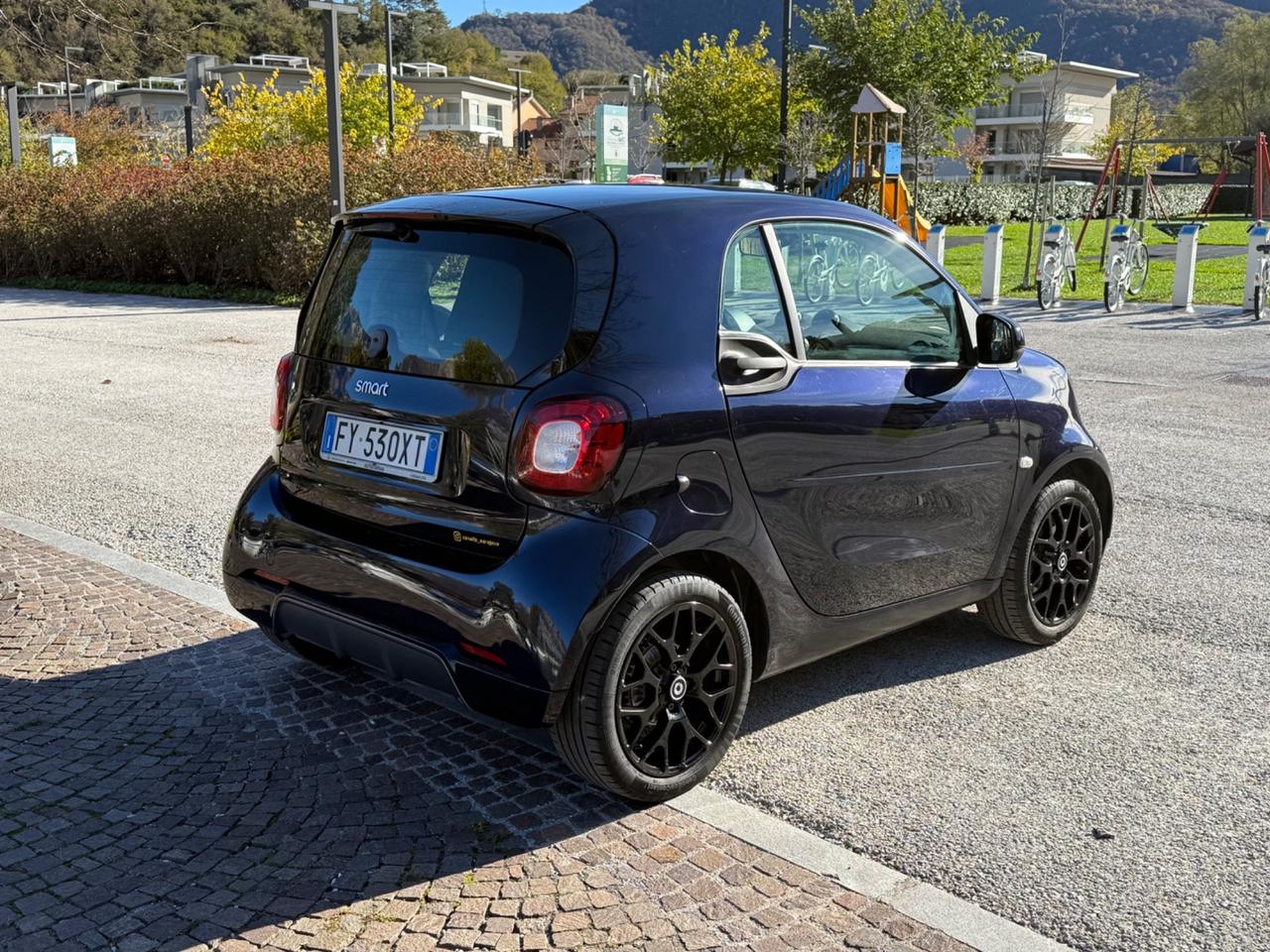 Smart Fortwo 90CV Parisblue Superpassion NAVI LED
