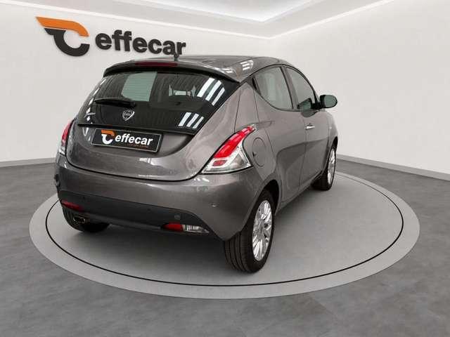 Lancia Ypsilon 1.3 MJT 95 CV 5 porte