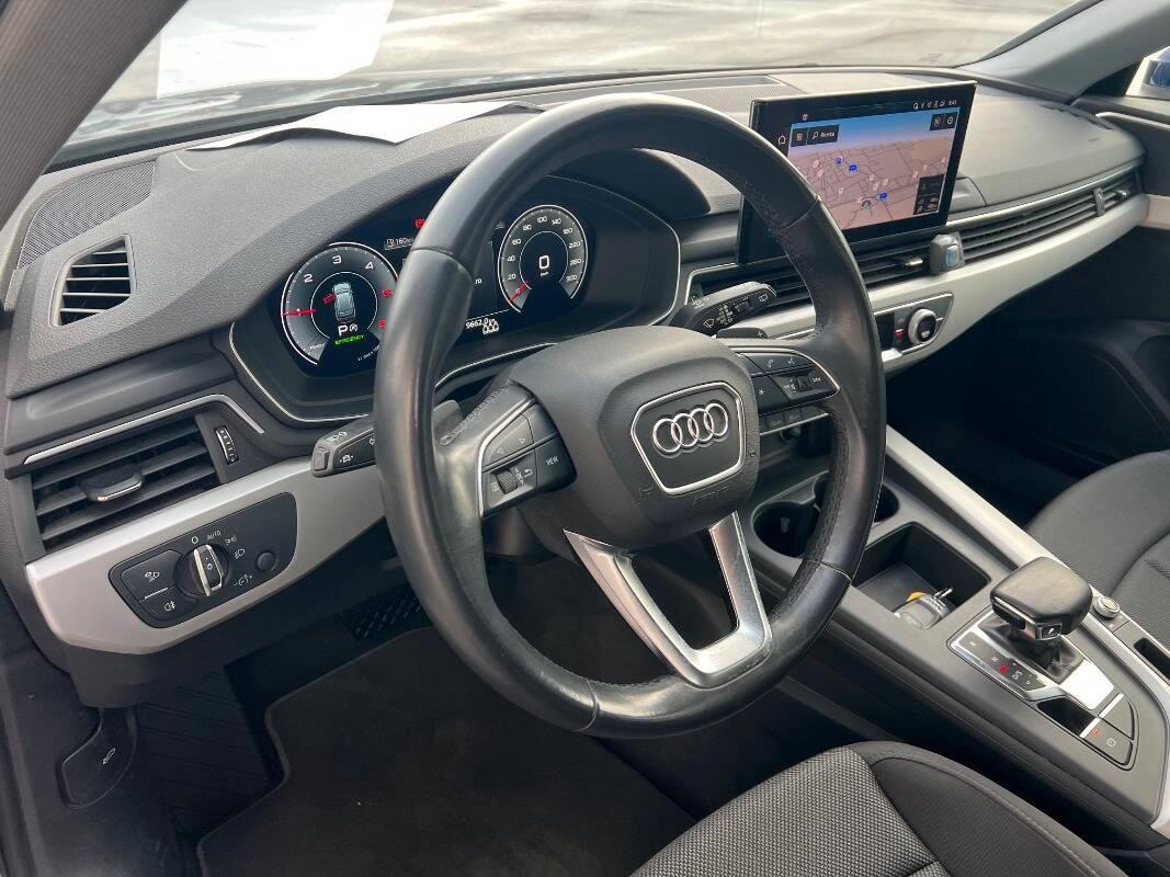 Audi A4 Avant 30 2.0 tdi mhev Business Advanced 136cv s-tronic