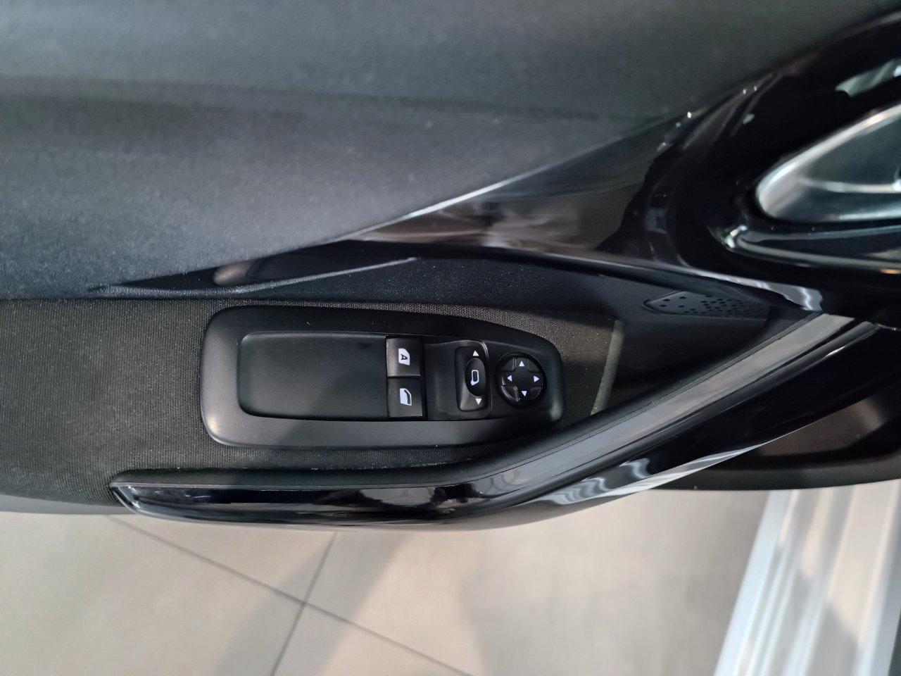 Peugeot 208 3 Porte 208 3p 1.0 puretech (vti) 12v Access