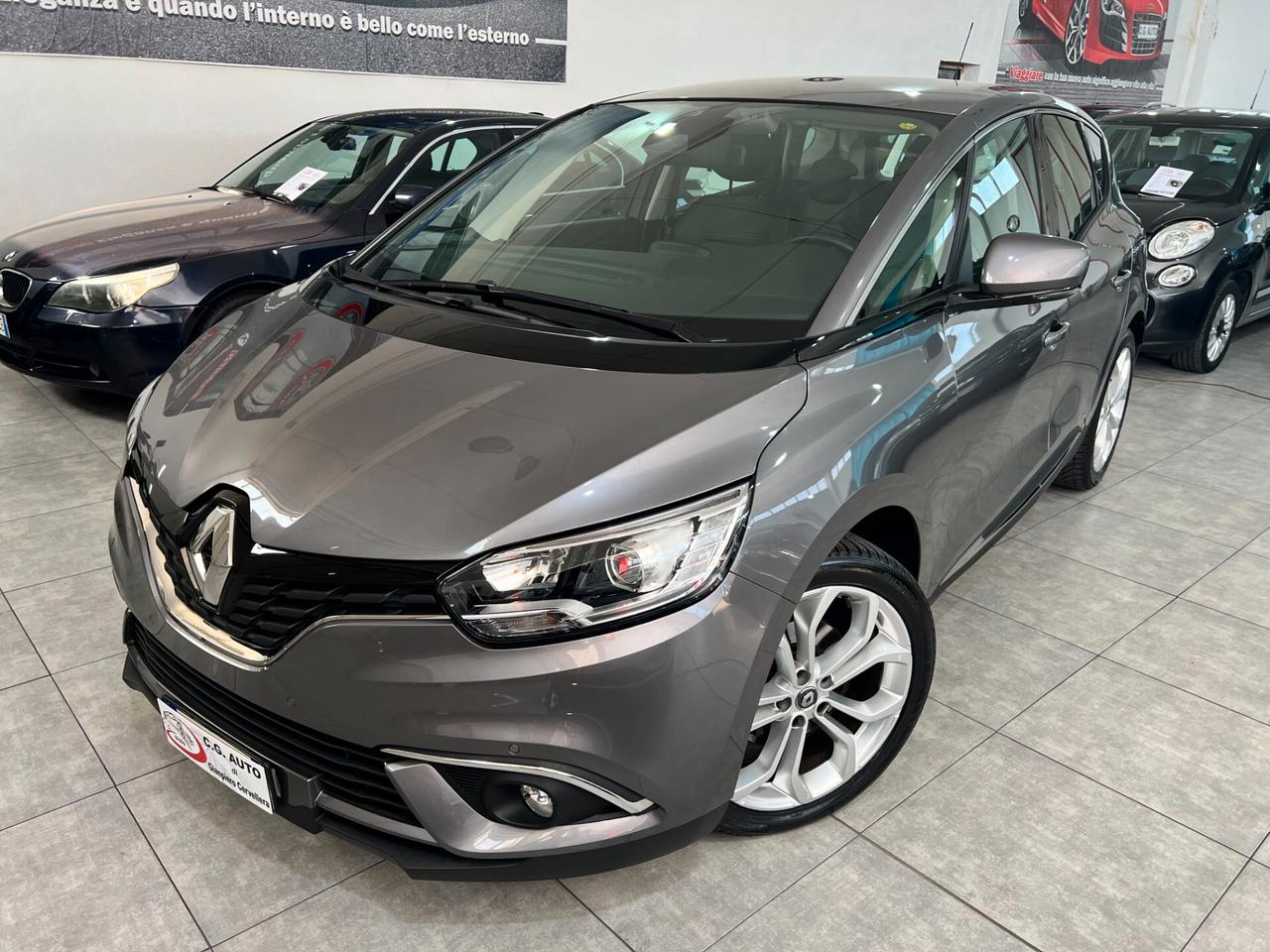 Renault Scenic Blue dCi 1.7 120 CV Initiale Paris 2019