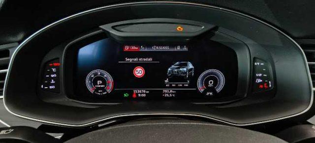 AUDI Q8 45 TDI quattro tiptronic Sport