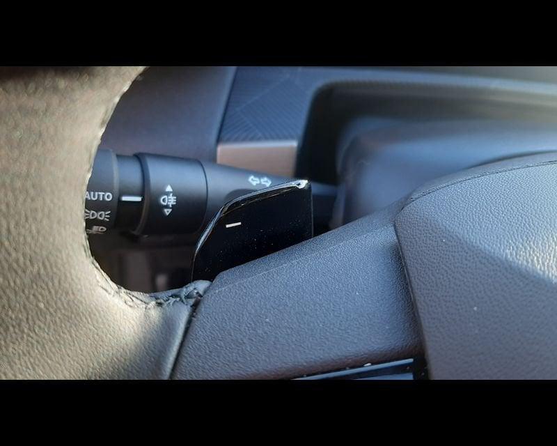 Lancia Ypsilon Ypsilon Hybrid e-DCT LX