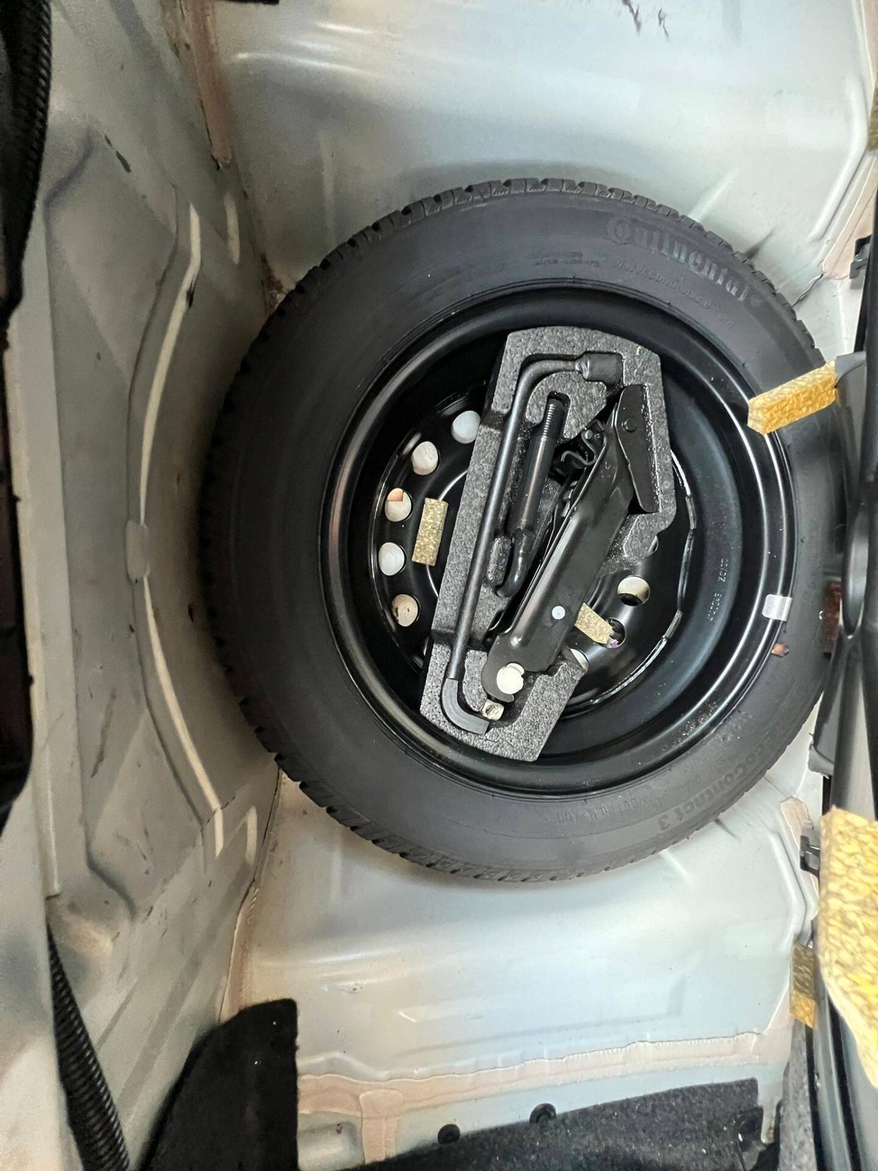 Toyota Aygo 1.0 12V VVT-i 5 porte Active Connect